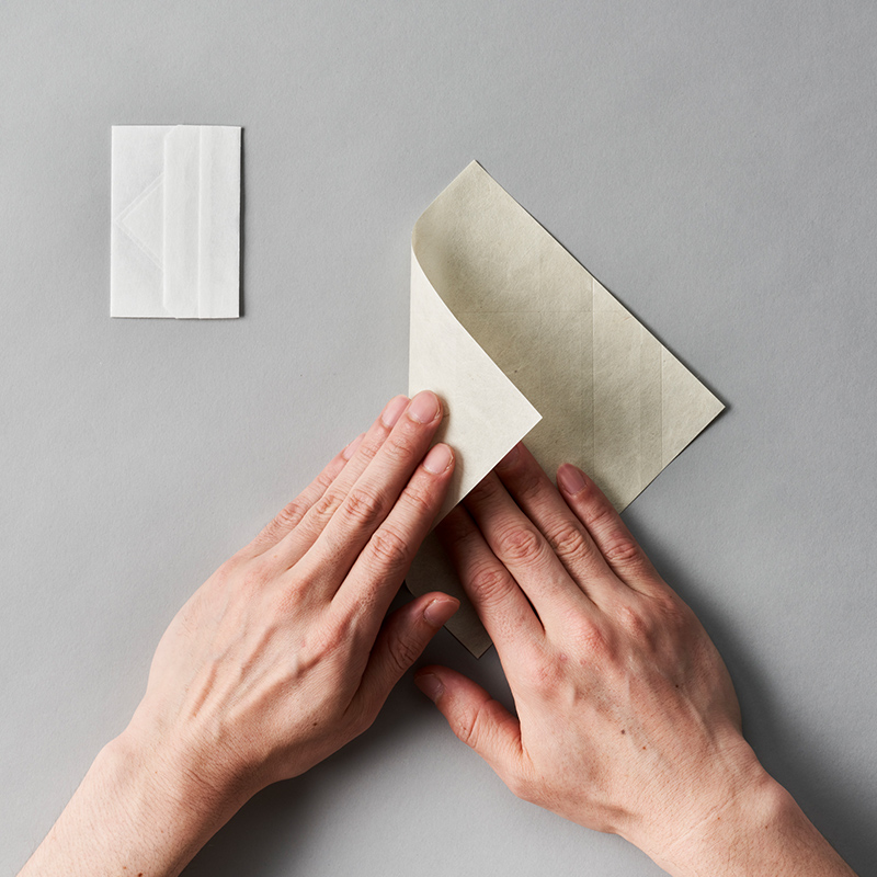 折形見本帳　ORU-KOTO　　折ること。